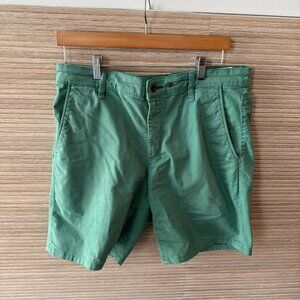 Rag and Bone Men's green shorts size 32
